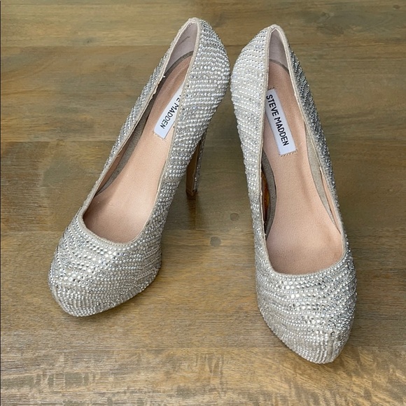 Steve Madden Dyvinal Silver Pewter Studded Embellished Platform High Heels - Picture 2 of 10